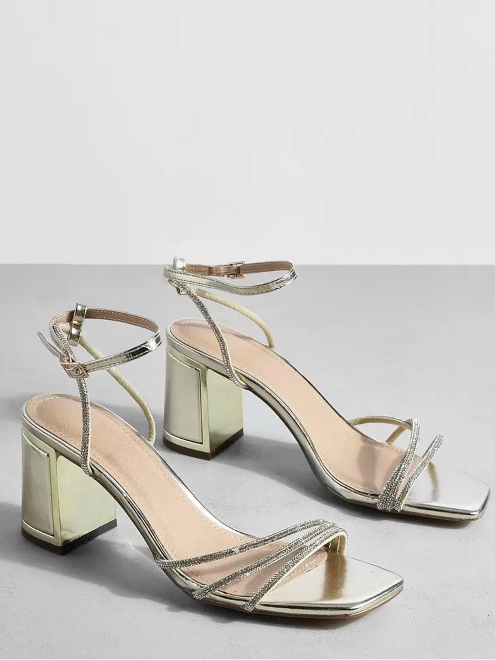 NWOT Size 10 Metallic Embellished Low 2 Part Block Heel Sandals - Gold